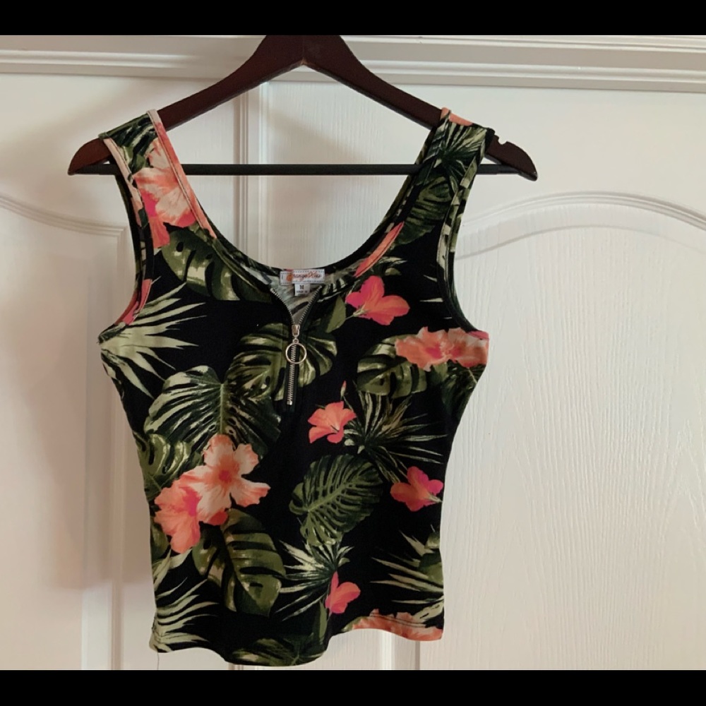 Crop top